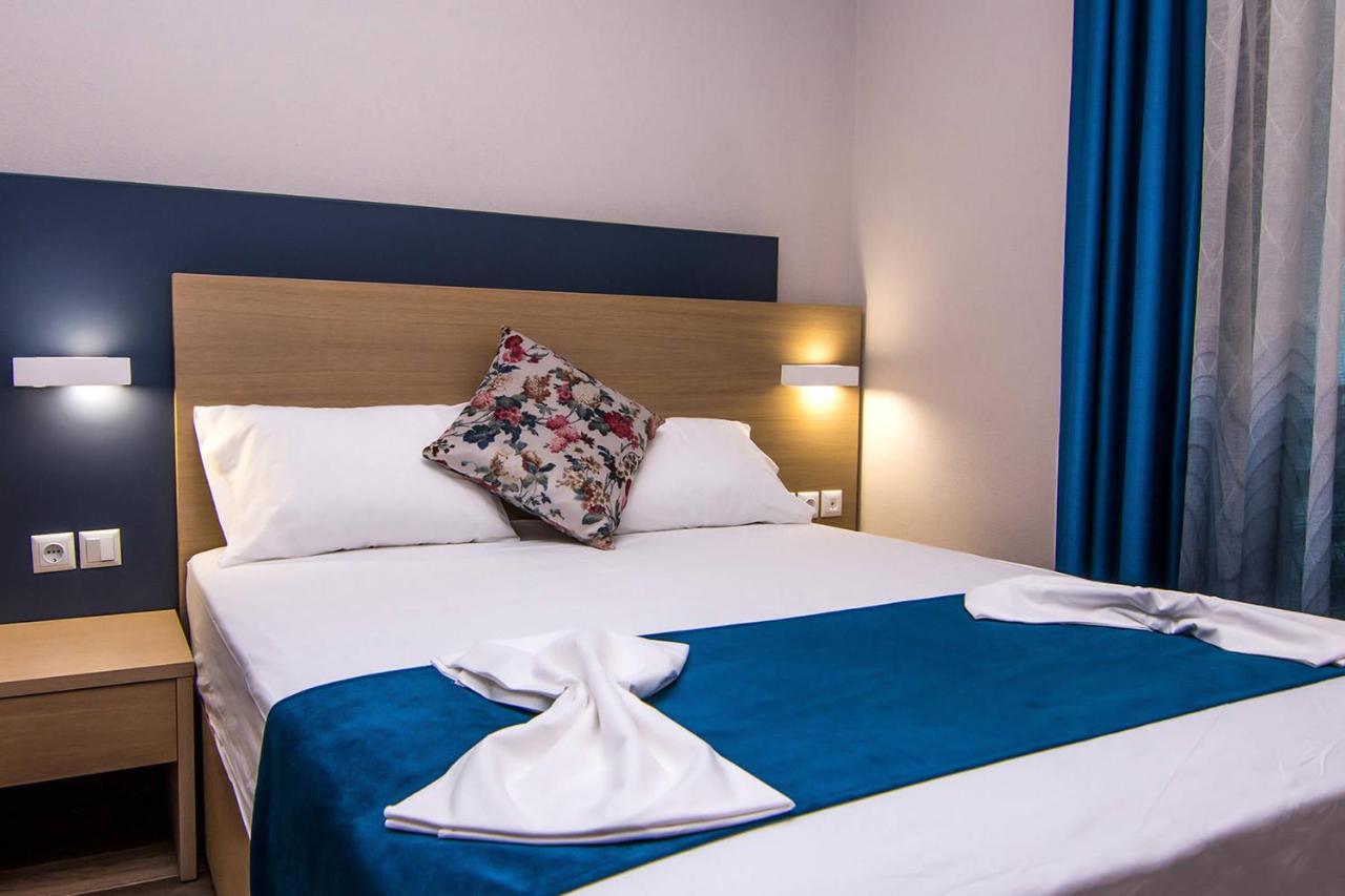 Ippokampos Holidays Apartment Vrasná Екстериор снимка
