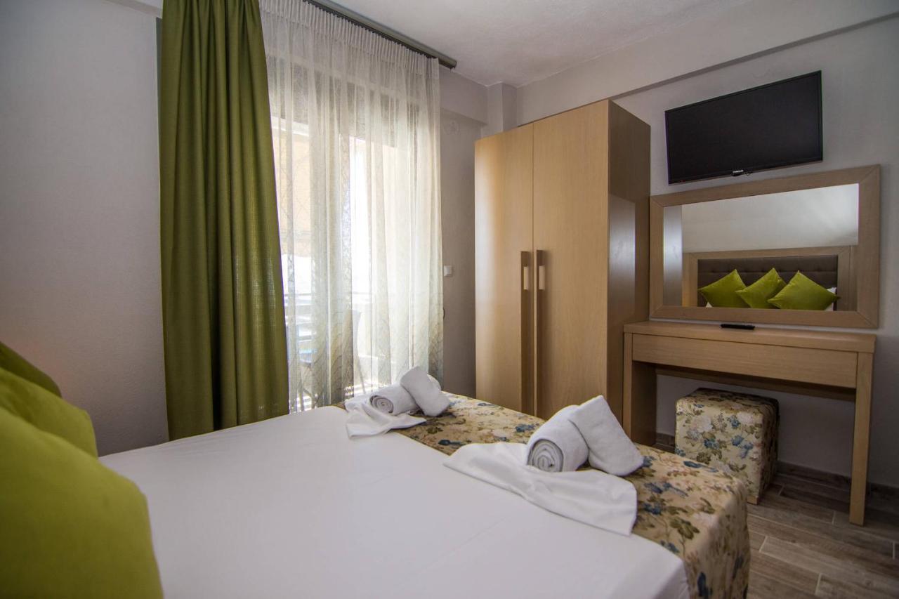 Ippokampos Holidays Apartment Vrasná Екстериор снимка