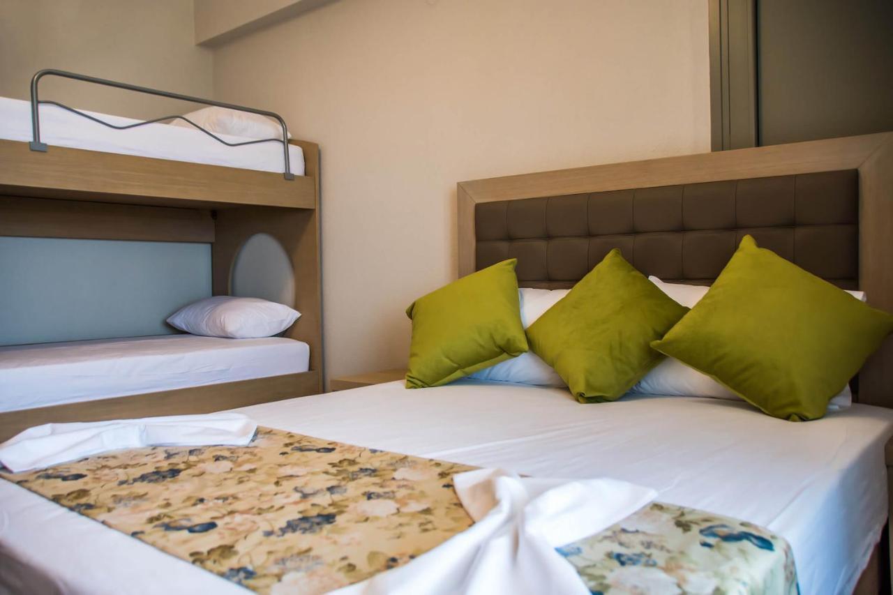 Ippokampos Holidays Apartment Vrasná Екстериор снимка